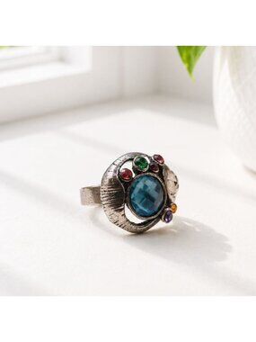 Vintage Adjustable Ring With Multi-Colored Gemstones And Silver-Tone Setting